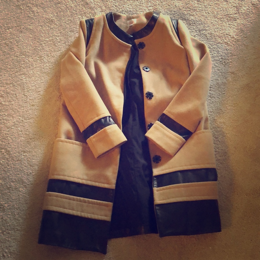 Wool coat with leather